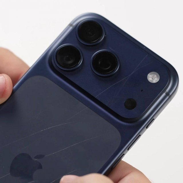 Новый iPhone 17 и 17 Pro за 200 тысяч рублей слишком хрупкий