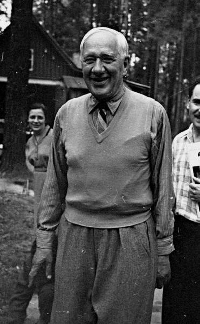 Корней Иванович Чуковский на своей даче в Переделкино, Подмосковье, 1959 год.