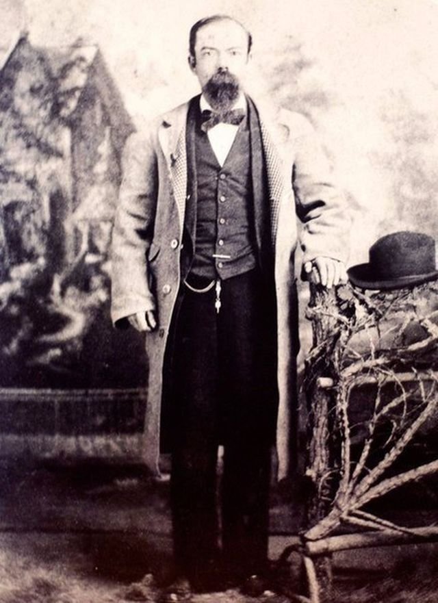 Джаспер Ньютон «Джек» Дэниэл — основатель бренда виски Jack Daniel’s.