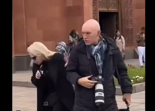 Ларису Долину сбил журналист