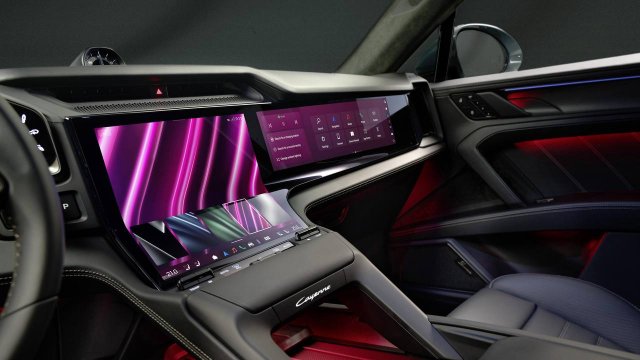 В сети обсуждают салон нового Porsche Cayenne Electric 2026