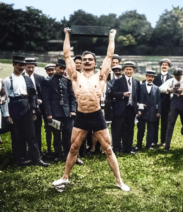 Соревнования по тяжелой атлетике. Венсен, Франция, 1914 год. Соревнования по тяжелой атлетике. Венсен, Франция, 1914 год.