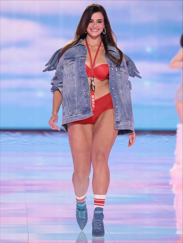 Victoria’s Secret 2025: главные ангелы шоу, которое вернулось после перерыва