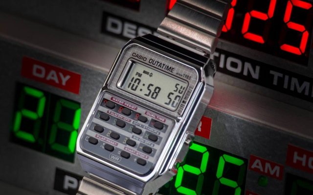 Специздание часов Casio с калькулятором - мы помним из по &quot;Назад в будущее&quot;