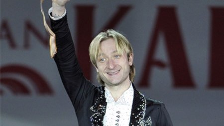 Евгений Плющенко показал результаты пластической операции Евгений Плющенко показал результаты пластической операции