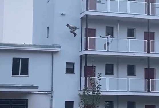 Жизнь обычного городка