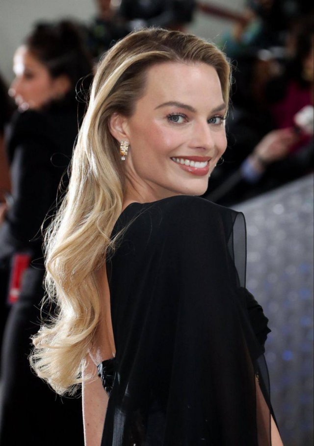 Стало известно, кто сыграет Бритни Спирс в грядущем фильме о поп-принцессе Стало известно, кто сыграет Бритни Спирс в грядущем фильме о поп-принцессе