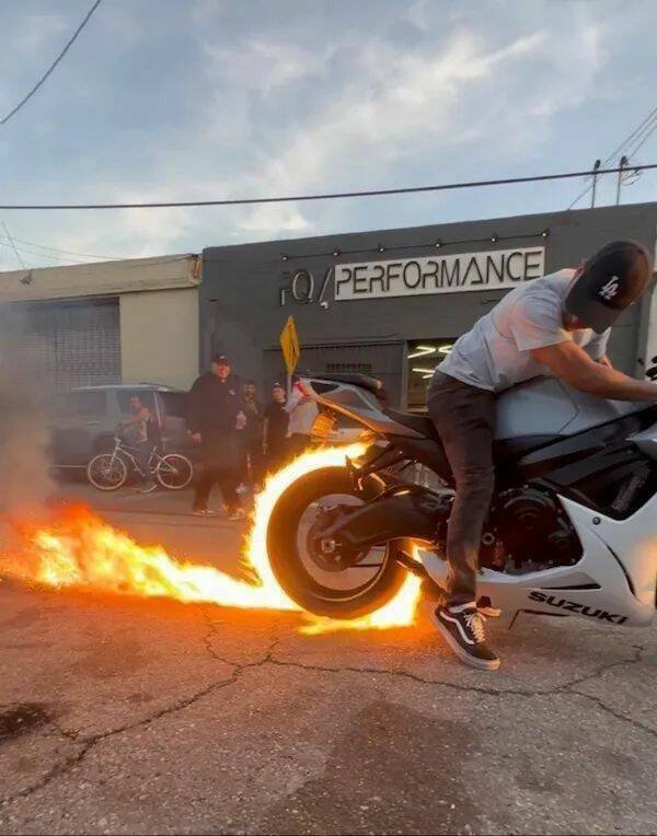 Подборка картинок. Вечерний выпуск - 29.10.2025