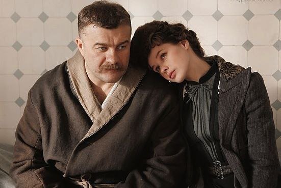 Екатерина Шпица отмечает 40-летие: лучшие фото актрисы