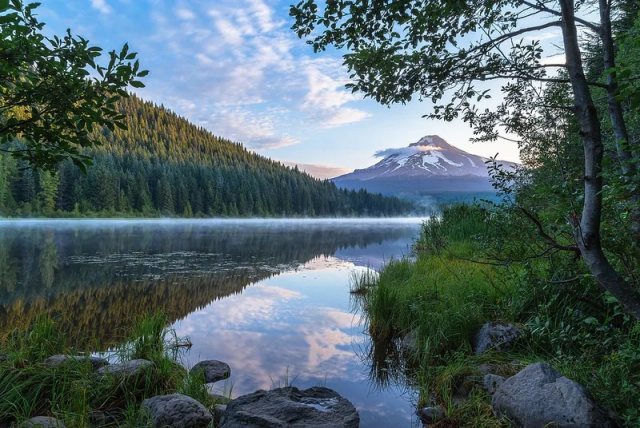 15. Озеро Триллиум — водохранилище в северной части штата Орегон, США 15. Озеро Триллиум — водохранилище в северной части штата Орегон, США