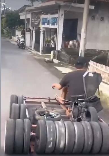 Подборка картинок. Вечерний выпуск - 30.10.2025