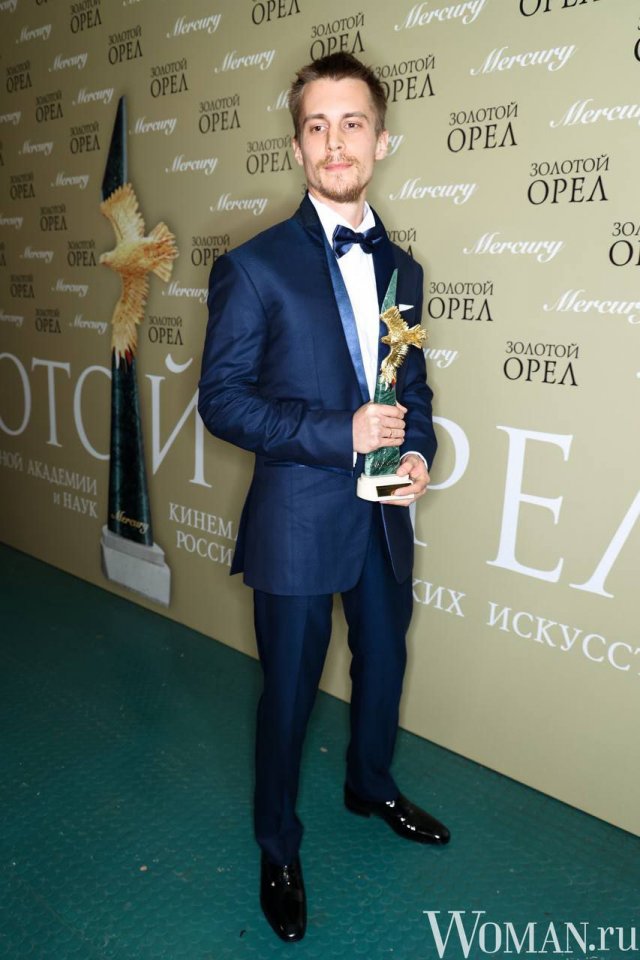 Иван Янковский отметил 35-летие: лучшие фото актера