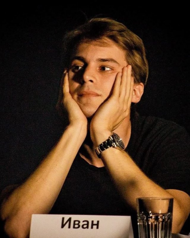 Иван Янковский отметил 35-летие: лучшие фото актера