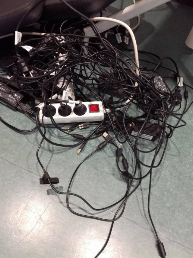 Подборка картинок. Вечерний выпуск - 05.11.2025