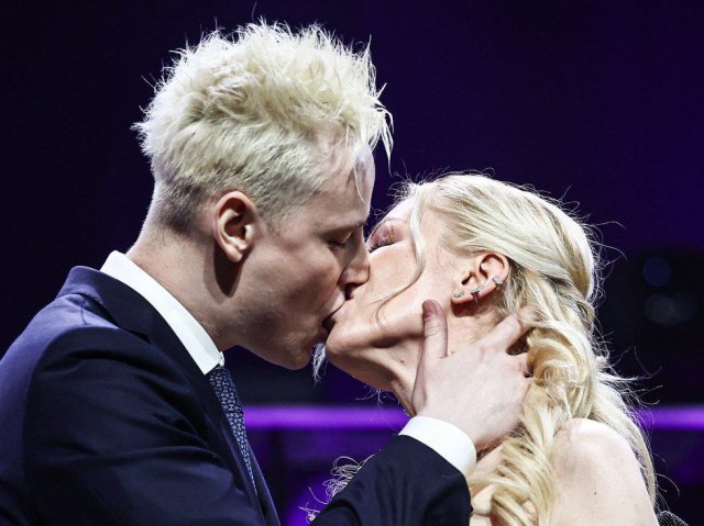 Shaman и Мизулина поженились - первое видео Shaman и Мизулина поженились - первое видео