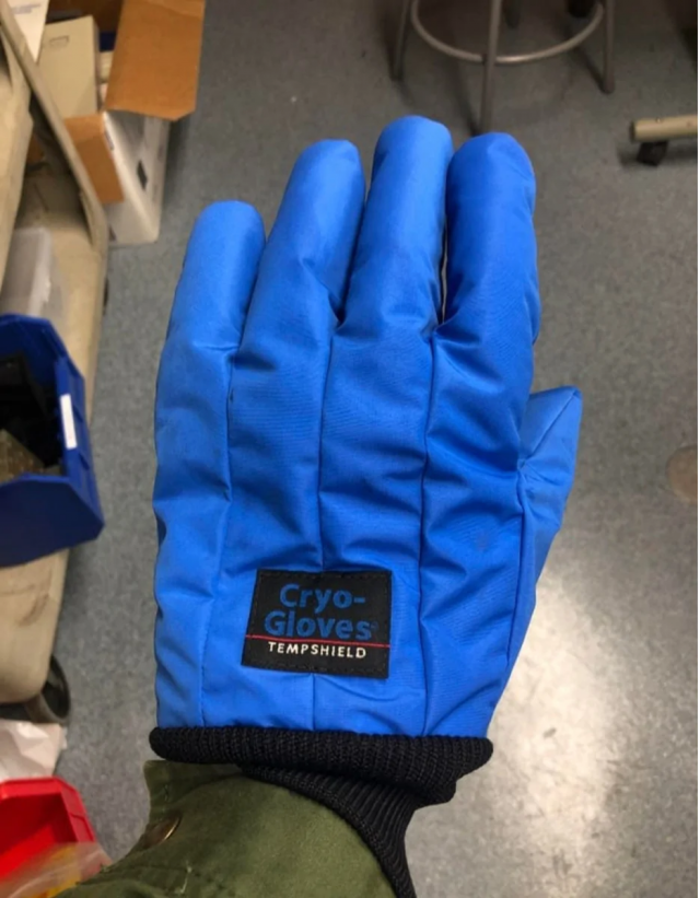 Перчатки для работы с холодными средствами Перчатки для работы с холодными средствами