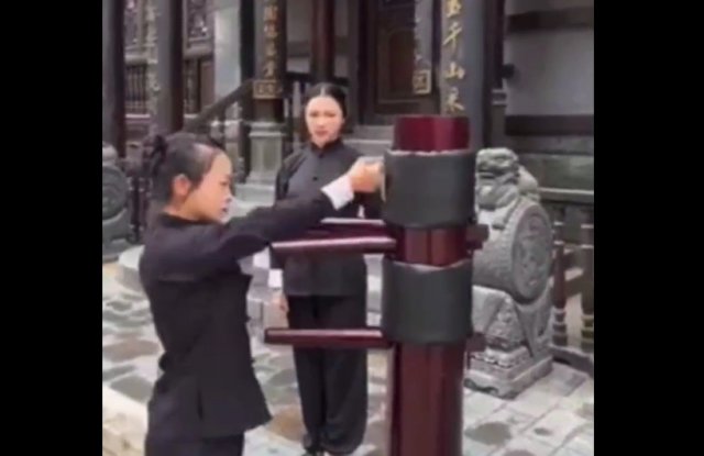 Не называй меня малышкой