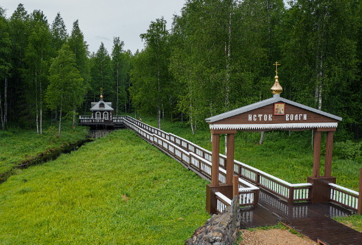 Начало самой длинной реки России.