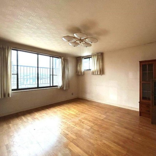 Самурайский замок продают в Японии за полцены российской однушки