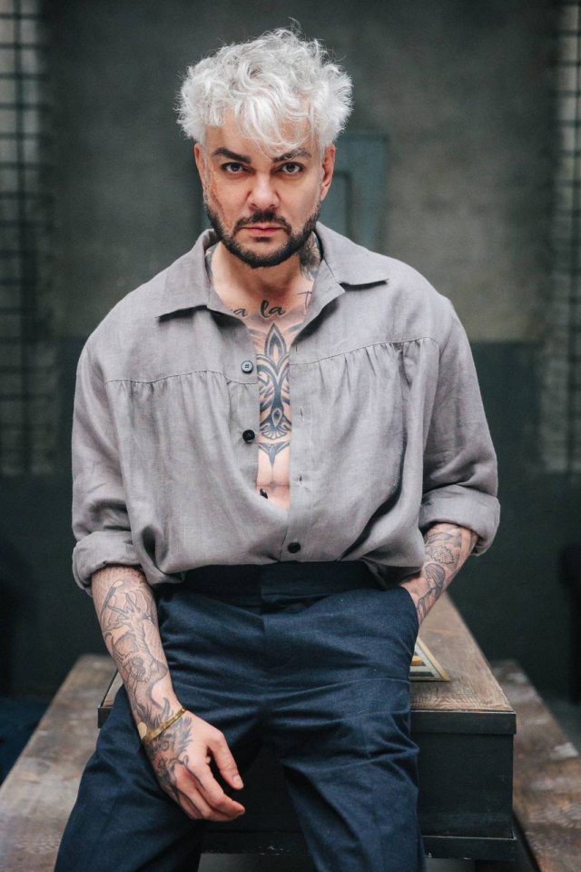 Филипп Киркоров снялся в ремейке новогоднего фильма «Невероятные приключения Шурика»