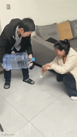 Подборка гифок -  19.11.2025