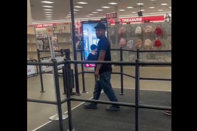 В супермаркетах США начали устанавливать экраны контроля