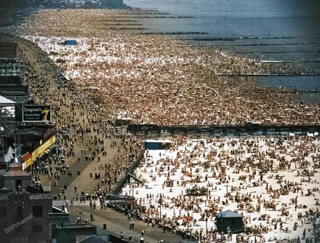 Кони-Айленд, США, 1949 год.