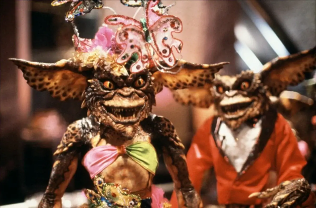 7 место. Гремлины 2: Новенькая партия (1990)