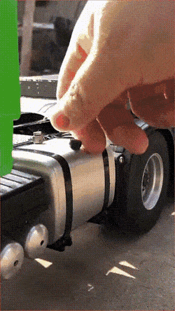 Подборка гифок -  03.12.2025