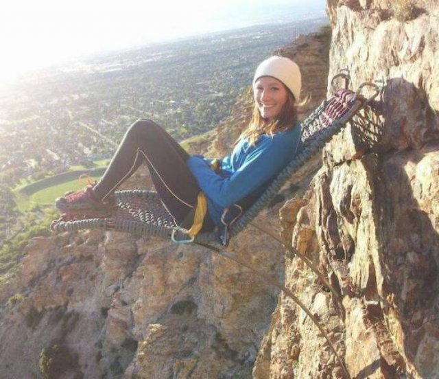 Подборка картинок. Вечерний выпуск - 04.12.2025