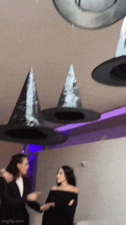 Подборка гифок -  08.12.2025