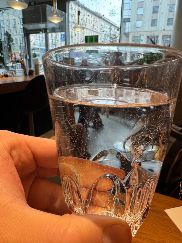 В чек из &quot;Кофемании&quot; добавляют &quot;кипяток&quot; за 650 рублей - его называют &quot;инфьюз&quot;