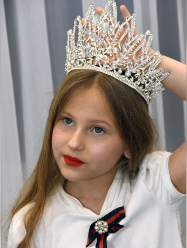 Самая красивая девочка России