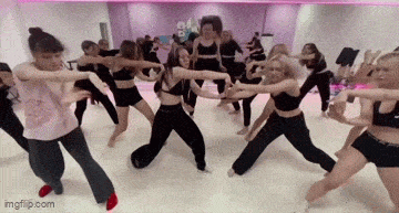 Подборка гифок -  10.12.2025