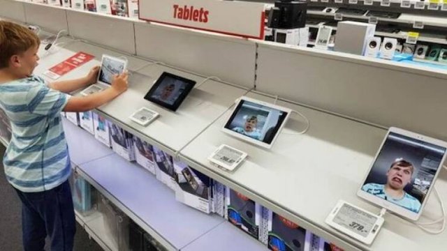 Подборка картинок. Вечерний выпуск - 15.12.2025