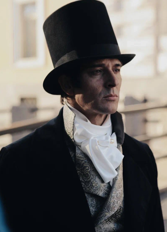 Новый актер Болконского в «Войне и мире».