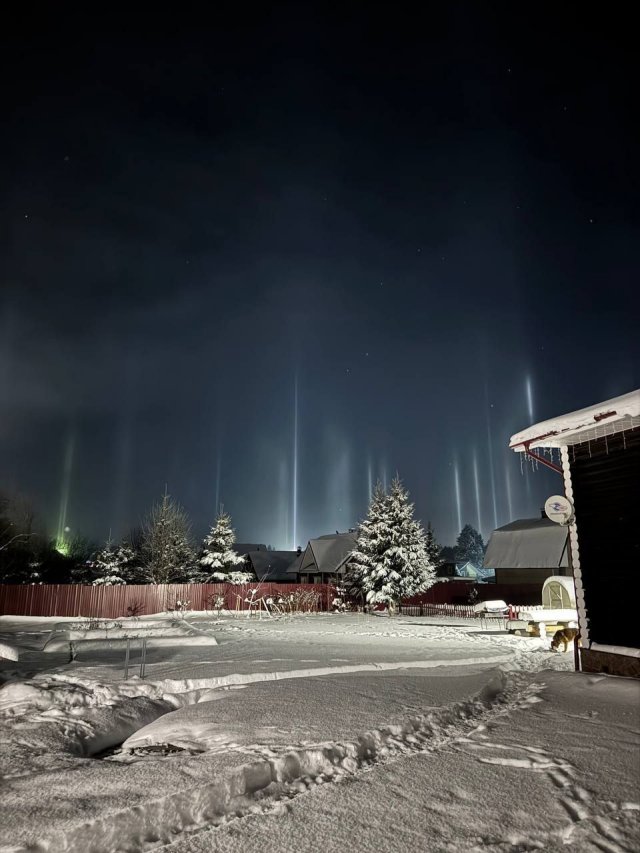 Ярчайшие световые столбы наблюдали жители Пермского края