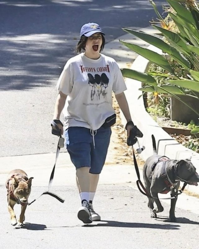 Билли Айлиш отмечает 24-летие