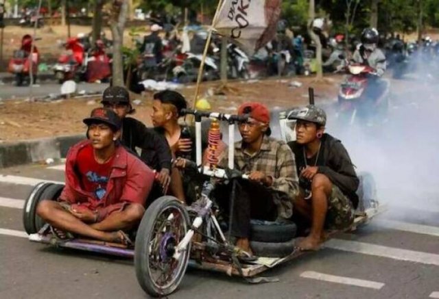 Подборка картинок. Вечерний выпуск - 18.12.2025