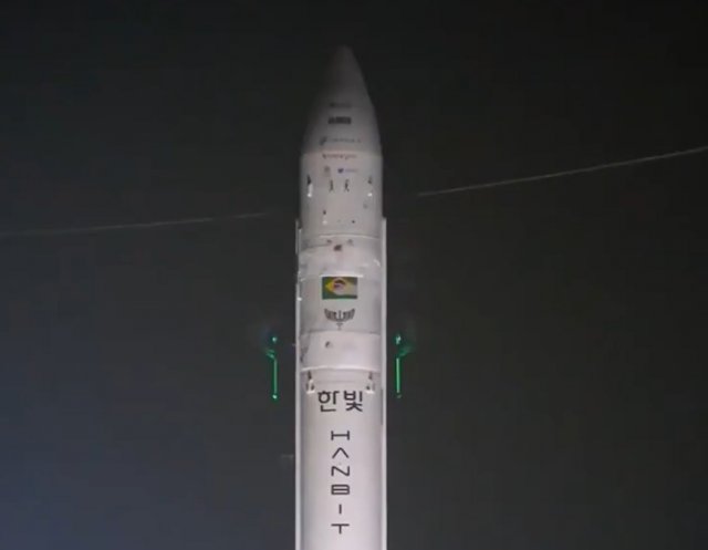 Первая коммерческая южнокорейская ракета разбилась сразу после старта