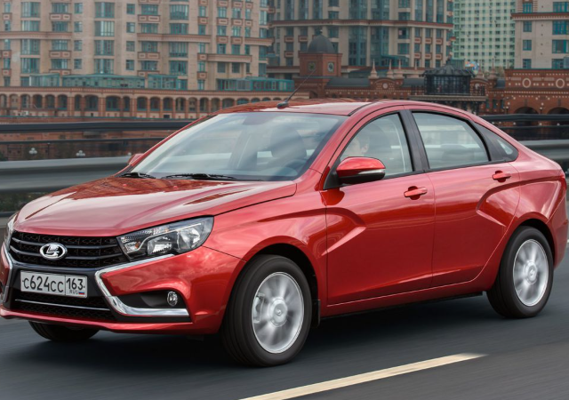 Lada Vesta чуть не оставила троих рыбаков замерзать