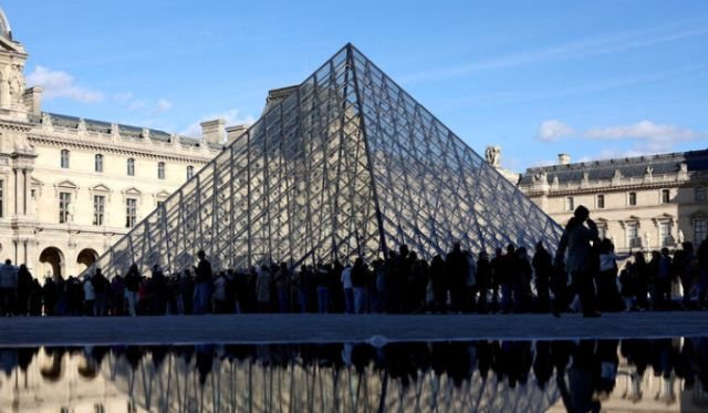 что украли из лувра