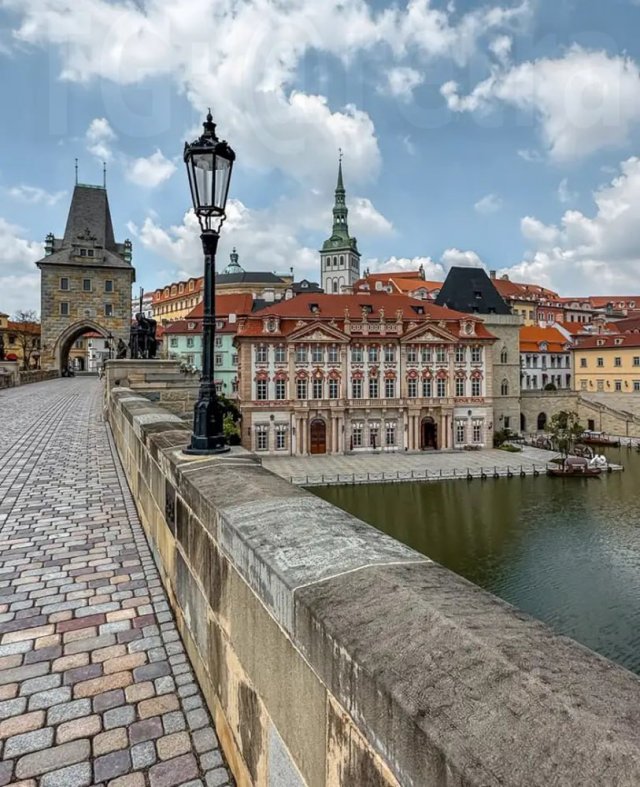 Ничего особенного, просто кампус Huawei в Китае