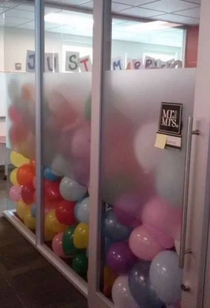 Подборка картинок. Вечерний выпуск - 23.12.2025