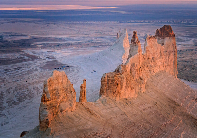 Плато Босжира в Казахстане