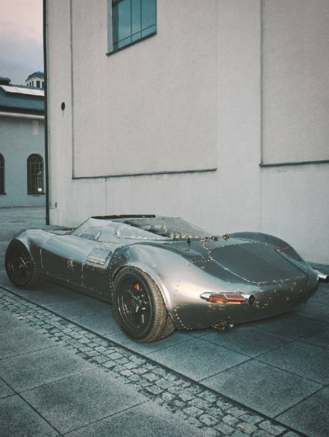 Концепт Jaguar XJ13
