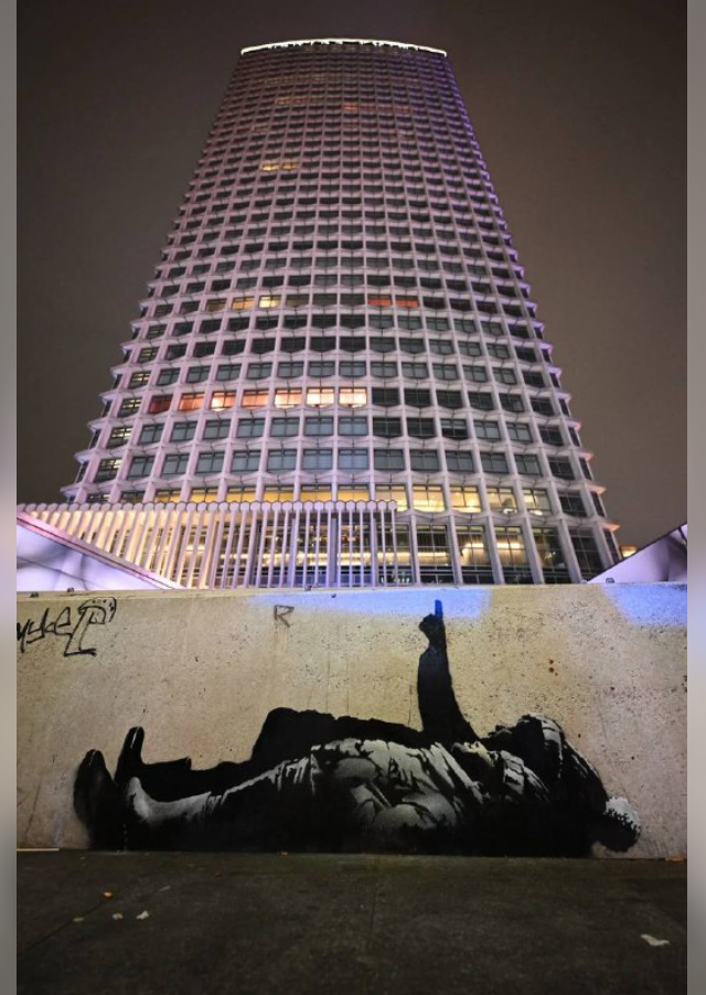 Новые работы Banksy в Лондоне