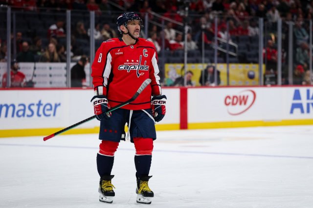 Александру Овечкину выбили зуб во время игры