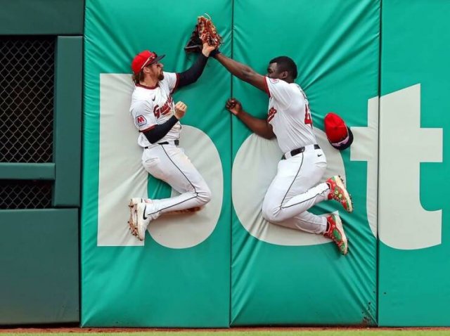 Подборка картинок. Вечерний выпуск - 15.01.2026