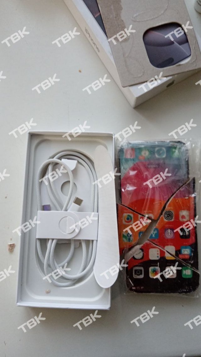 Школьница из Красноярска выиграла iPhone в игровом автомате, но есть нюанс